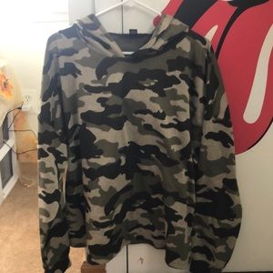 camo sweatshirt